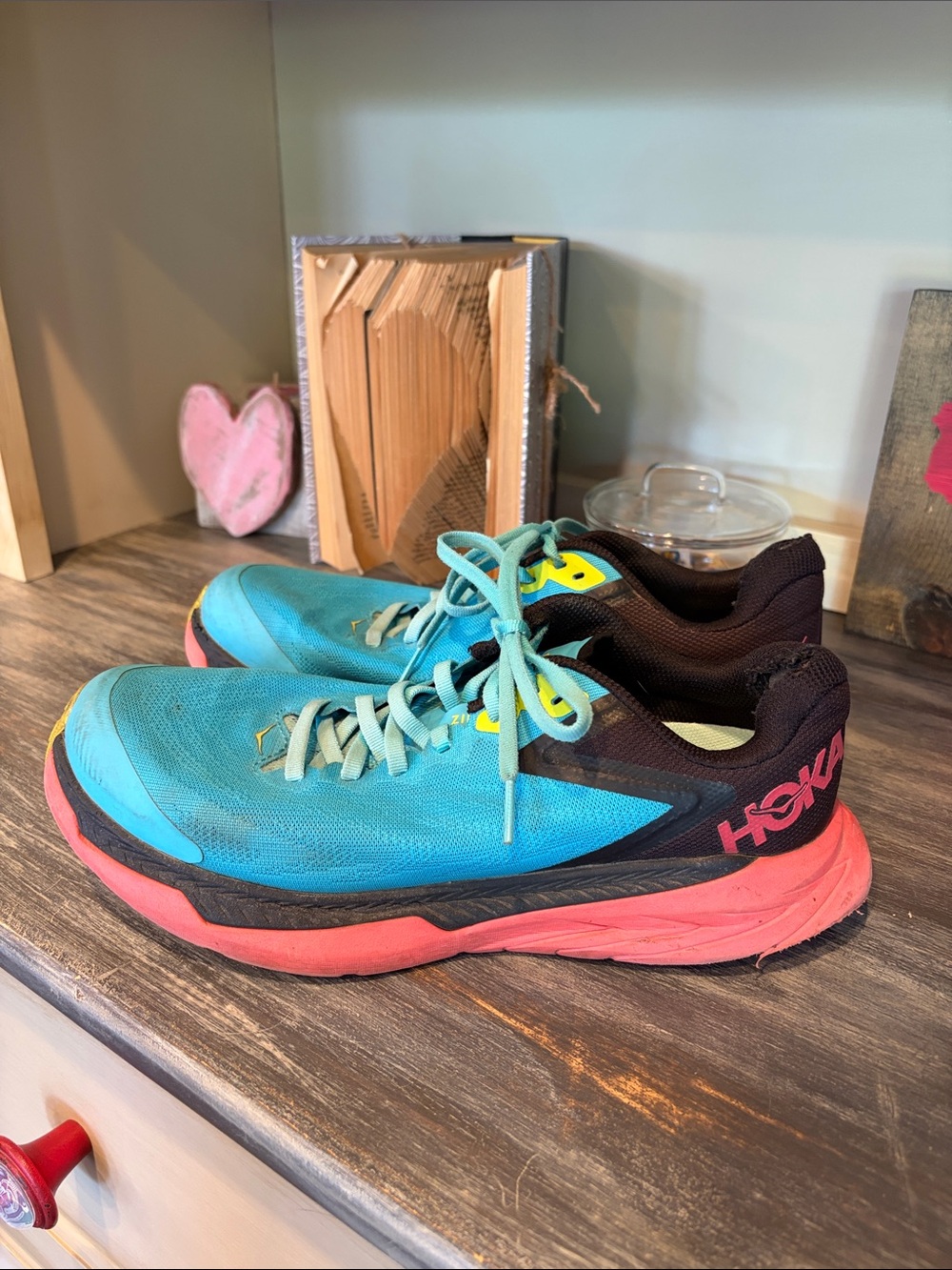 Hoka Arahi 7 size 9